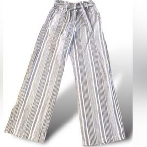 NWOT C&C California 100% Linen Pants Gray White Striped Belted Beachy Coastal 4